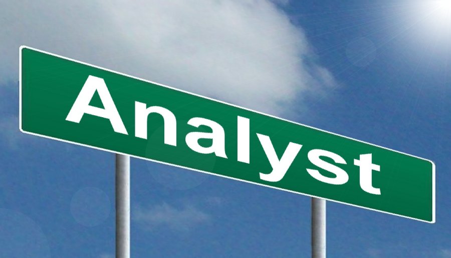 Analyst